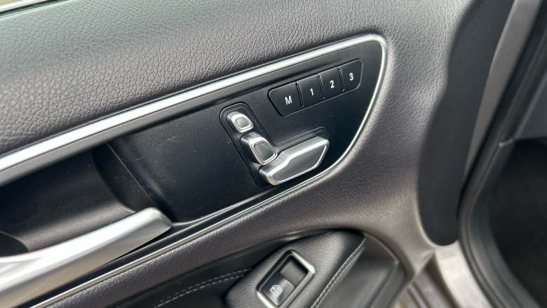 Mercedes-Benz B-Class B200 Exclusive Edition Plus 5dr Petrol Hatchback